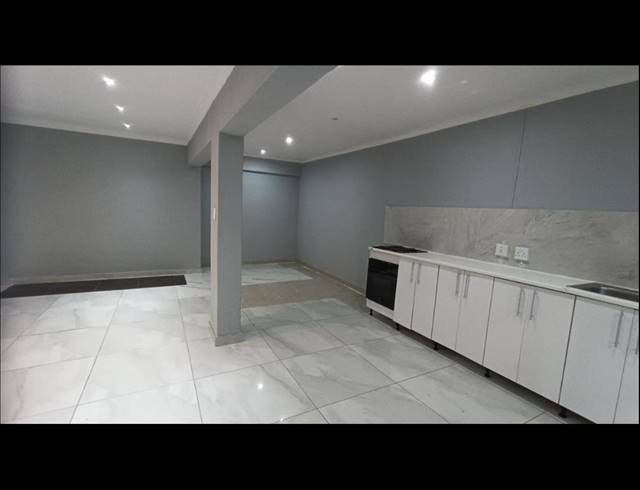 12 BEDROOM TOWNHOUSE FOR SALE IN WESTVILLE